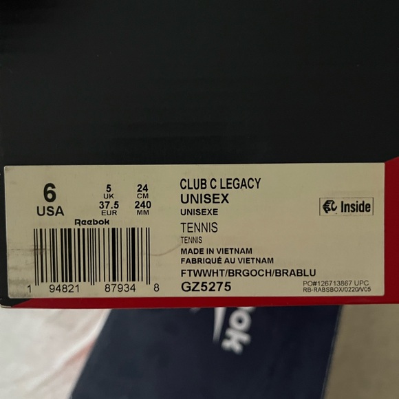 NWB Reebok Club C Legacy - Picture 3 of 4